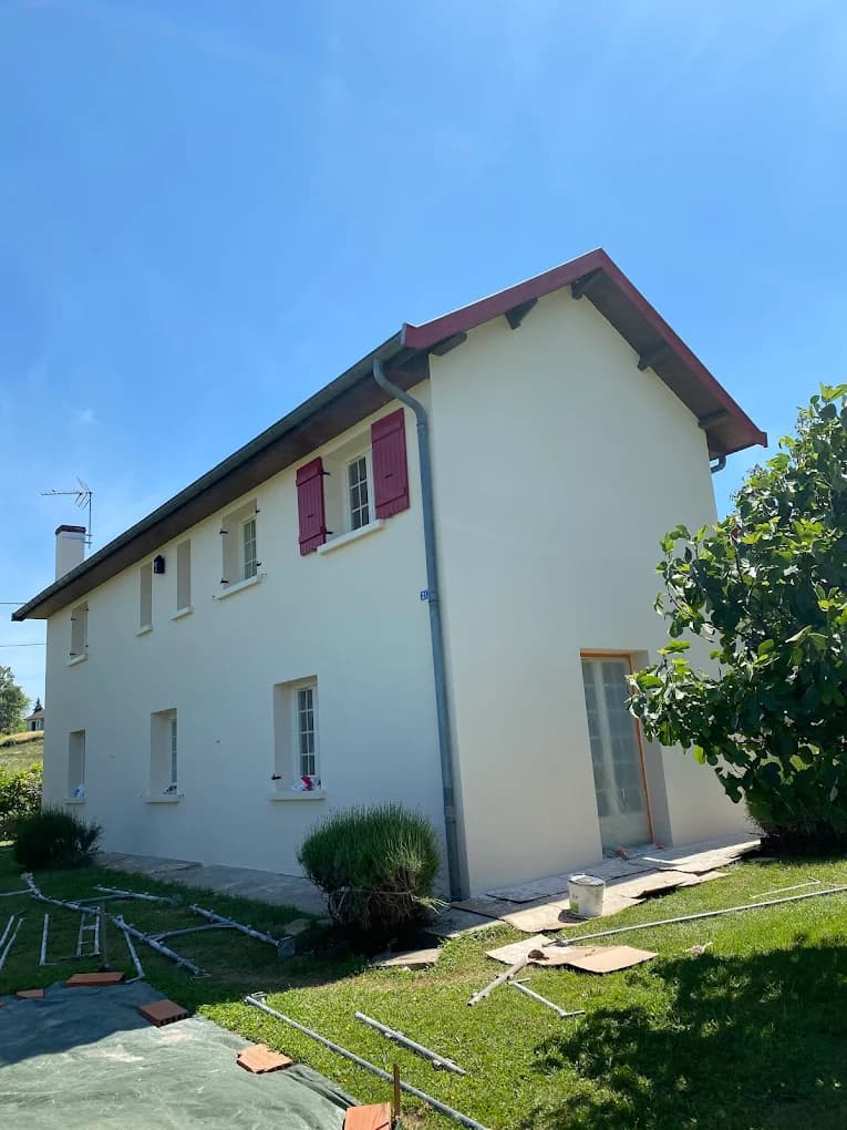 Maison claire après travaux de façade en Côte chalonnaise